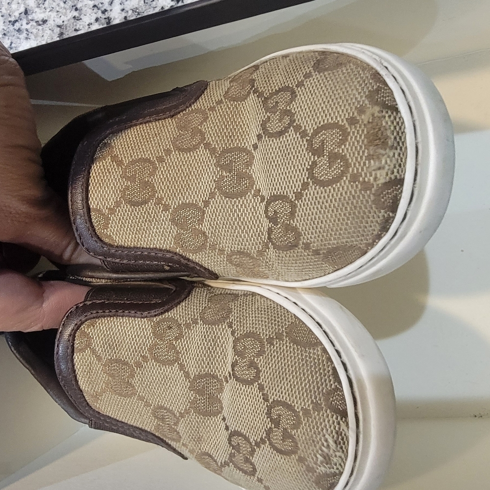 Gucci toddler slip on shoes